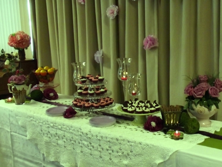 Party desert table big thumb